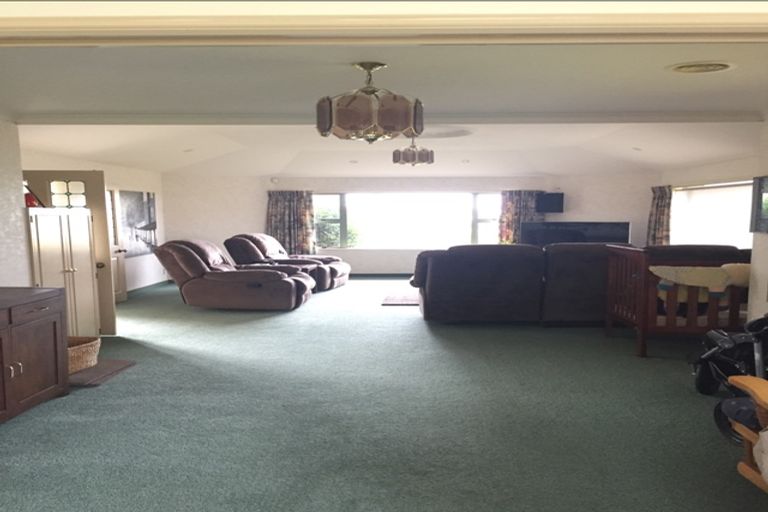 Photo of property in 23 Fairview Terrace, Waipahihi, Taupo, 3330