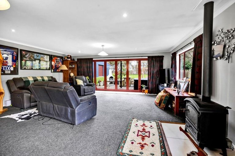 Photo of property in 153 Kakaramea Road, Kakaramea, Patea, 4598