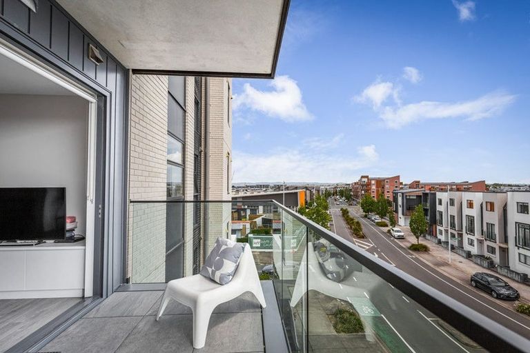 Photo of property in 203/2 Onekiritea Road, Hobsonville, Auckland, 0616