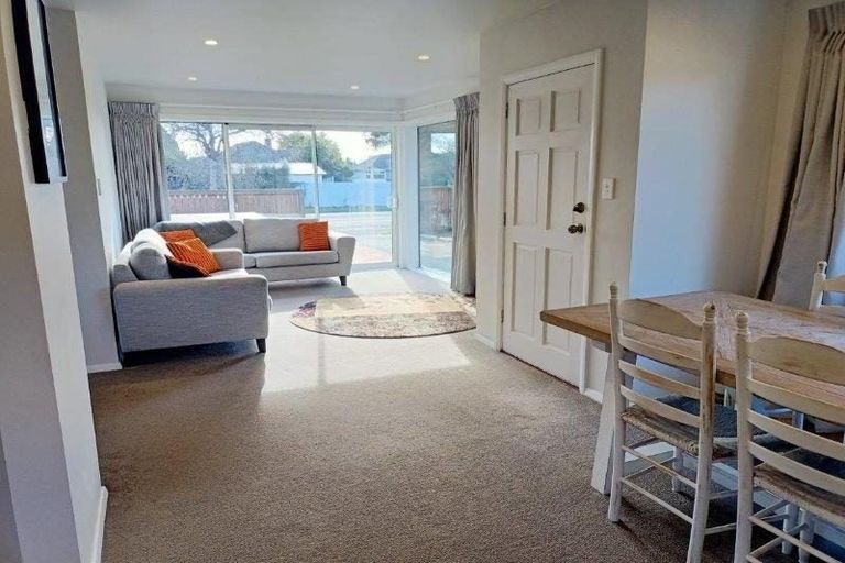 Photo of property in 11 Kendal Avenue, Burnside, Christchurch, 8053