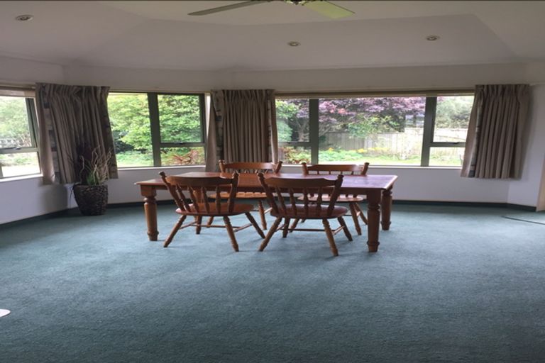 Photo of property in 23 Fairview Terrace, Waipahihi, Taupo, 3330