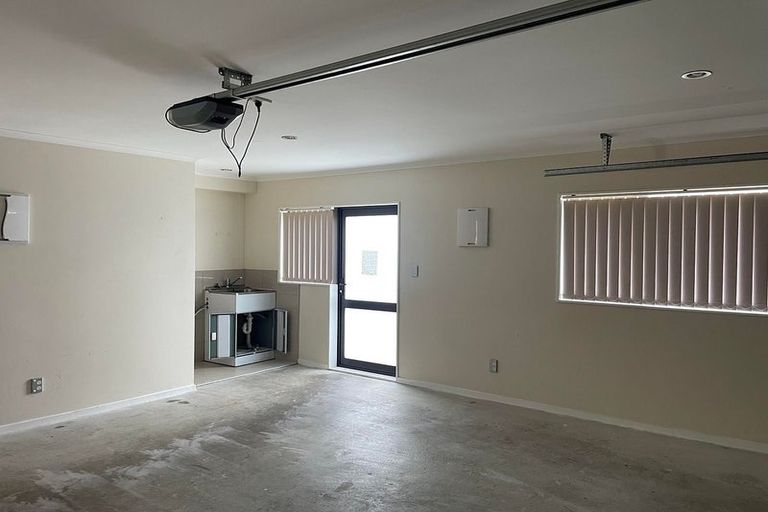 Photo of property in 38 Ashlynne Avenue, Papatoetoe, Auckland, 2025