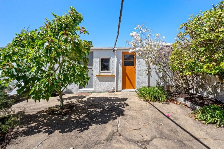 Photo of property in 18 Northview Crescent, Belleknowes, Dunedin, 9011