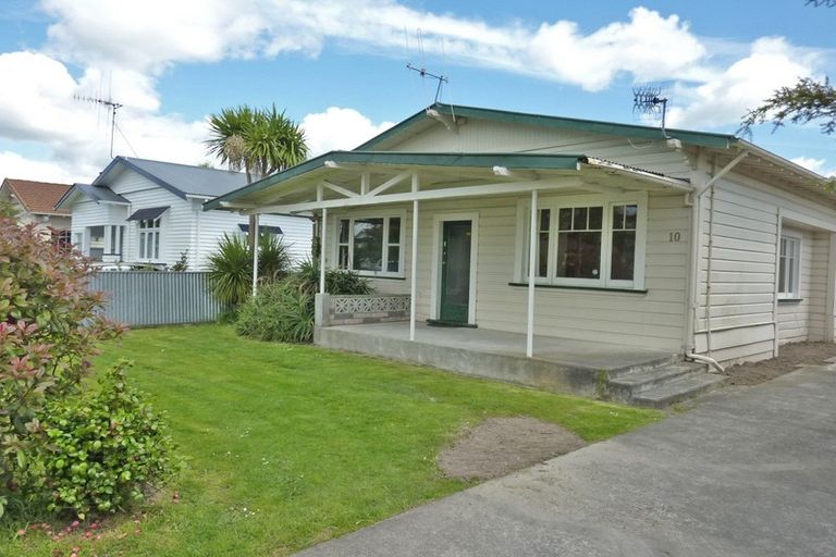 Photo of property in 10 Marne Street, Hokowhitu, Palmerston North, 4410
