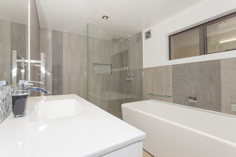 Photo of property in 9 Norman Terrace, Wanaka, 9305