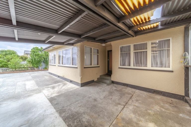 Photo of property in 13 Windsor Terrace, Taradale, Napier, 4112