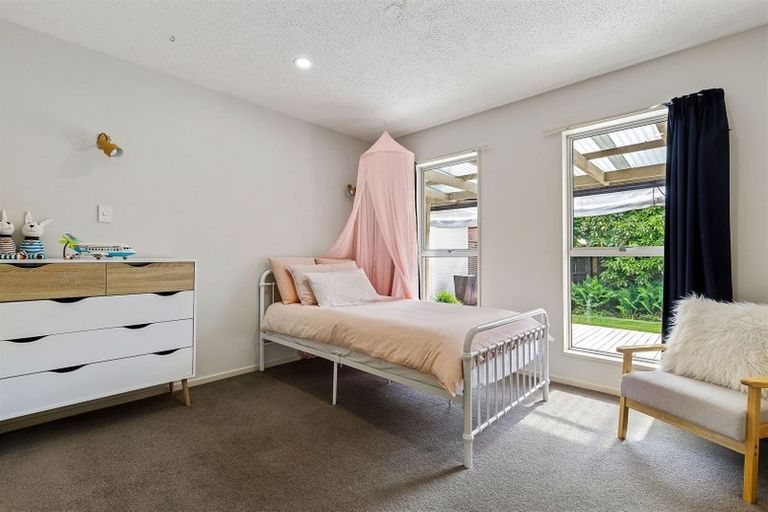 Photo of property in 12 Lodge Place, Ilam, Christchurch, 8041