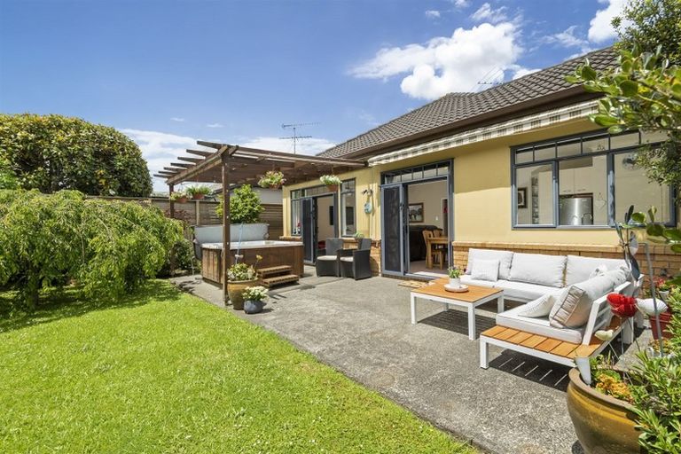 Photo of property in 10 Pepperdine Place, Albany, Auckland, 0632