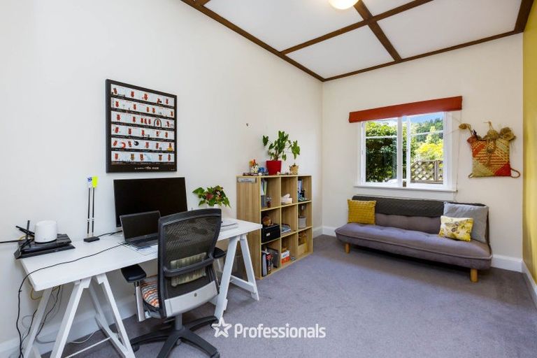 Photo of property in 30 Gloucester Street, Silverstream, Upper Hutt, 5019