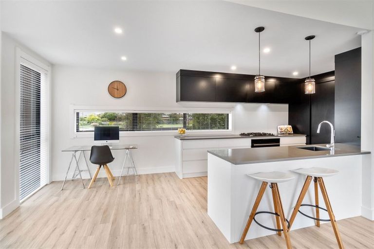 Photo of property in 2 Wallace Crescent, Prebbleton, 7604