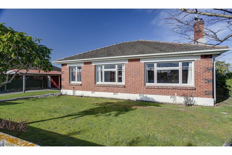 Photo of property in 16 Saint George Street, Watlington, Timaru, 7910