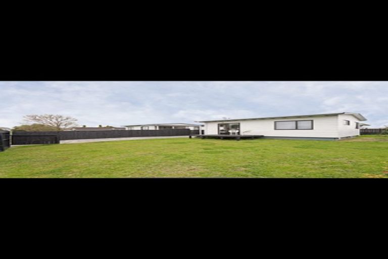 Photo of property in 43 Trevor Hosken Drive, Wiri, Auckland, 2104