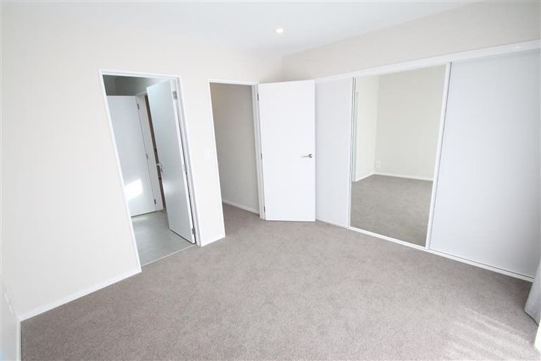 Photo of property in 35 Settlers Avenue, Hobsonville, Auckland, 0618