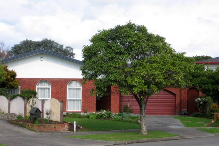 Photo of property in 11 Adrien Way, Awapuni, Palmerston North, 4412