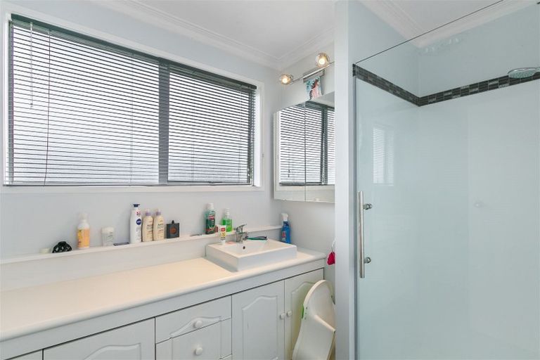 Photo of property in 165 Gills Road, Half Moon Bay, Auckland, 2014