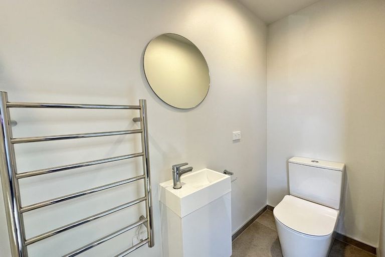 Photo of property in 1/32 Frederick Street, Waltham, Christchurch, 8011