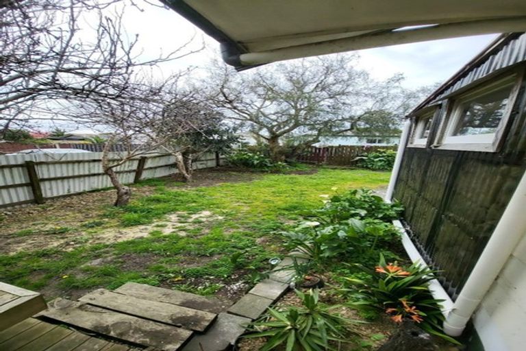 Photo of property in 1/20 Burundi Avenue, Clendon Park, Auckland, 2103