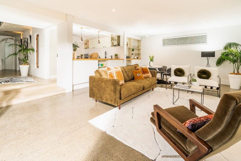 Photo of property in 51 Amesbury Drive, Churton Park, Wellington, 6037