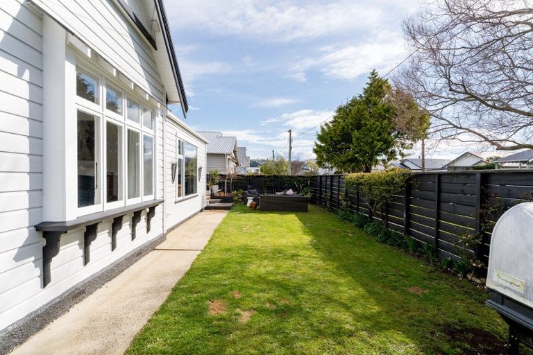 Photo of property in 33 Ings Avenue, Saint Clair, Dunedin, 9012