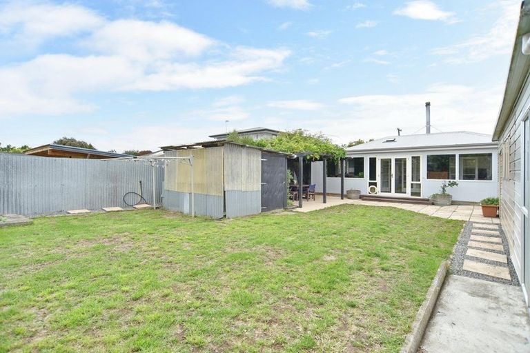 Photo of property in 124 Kippenberger Avenue, Rangiora, 7400