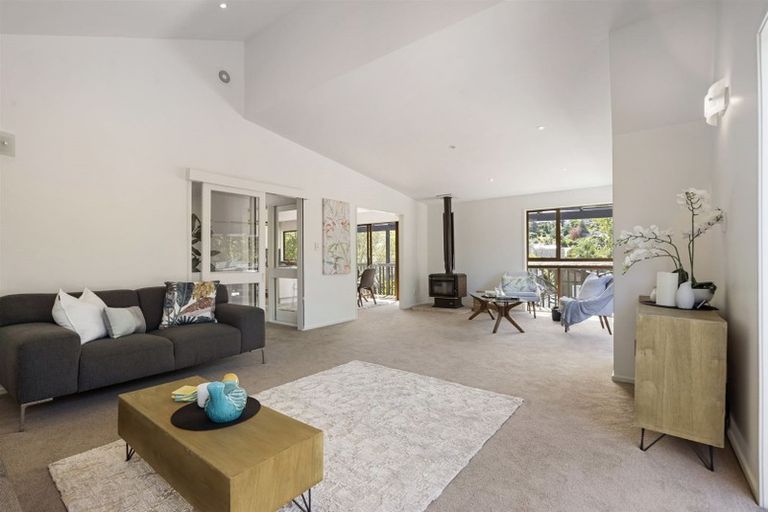 Photo of property in 154 Stapleford Crescent, Browns Bay, Auckland, 0630