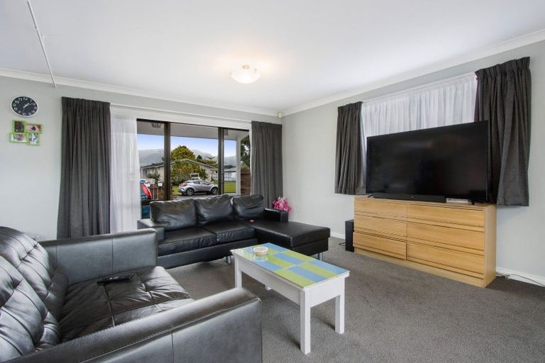 Photo of property in 38 Carisbrooke Street, Katikati, 3129