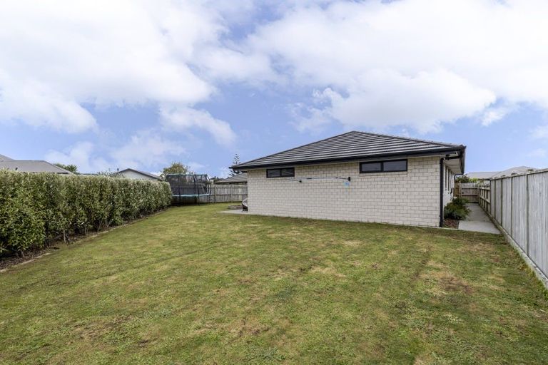 Photo of property in 95 Princess Street, Waitara, 4320