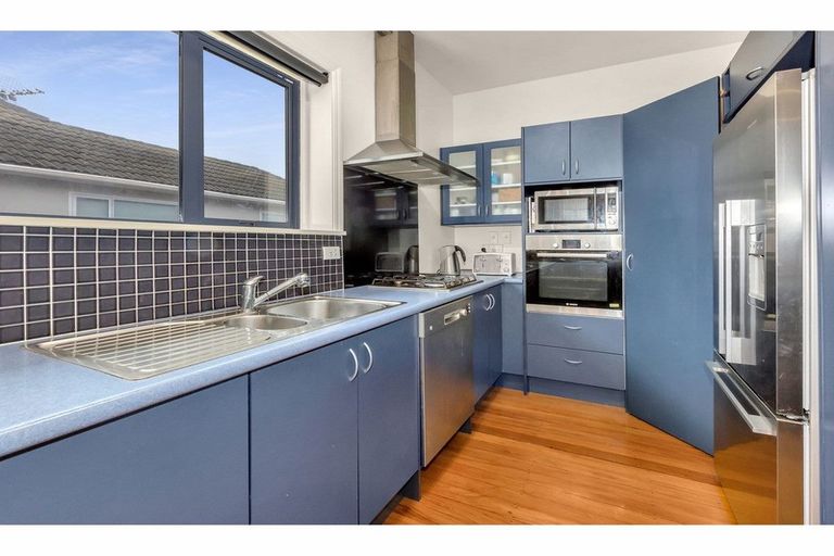 Photo of property in 27 Trinity Avenue, Epuni, Lower Hutt, 5011