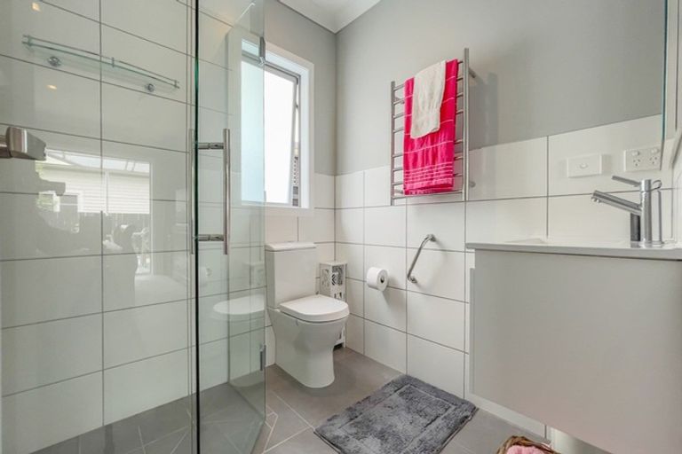 Photo of property in 62 Pipiroa Road, Ngatea, 3503