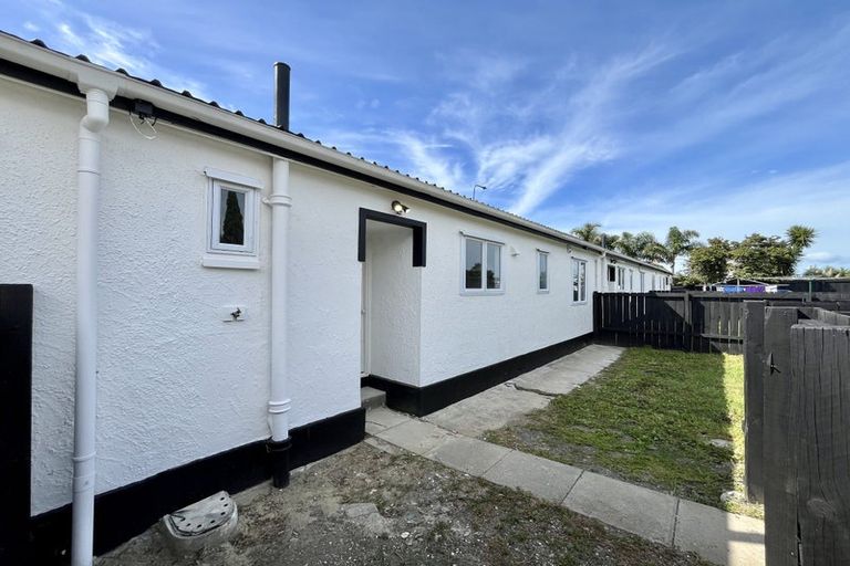 Photo of property in 59 Pah Road, Cockle Bay, Auckland, 2014