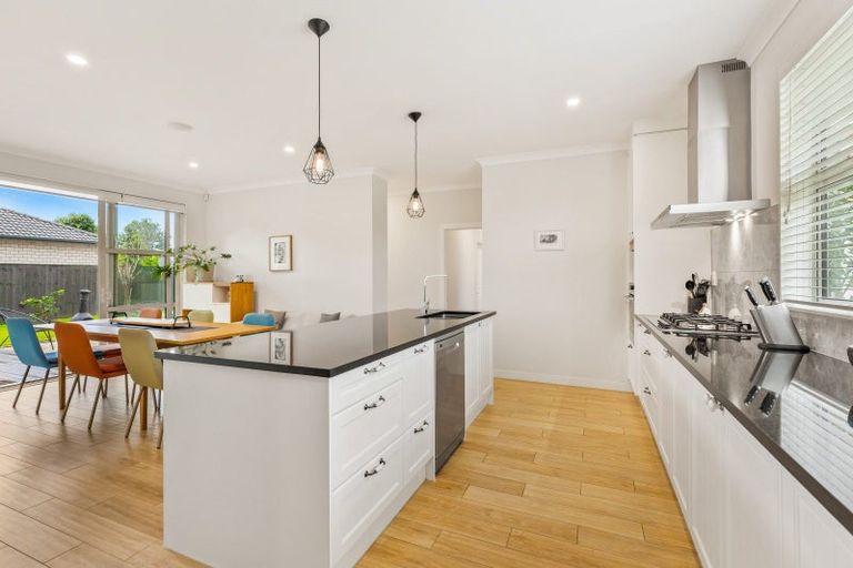 Photo of property in 1 Pitoitoi Drive, Riverhead, 0820