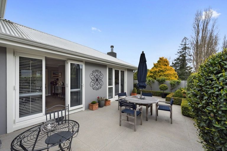 Photo of property in 25a Riverview Terrace, Fairfield, Hamilton, 3214