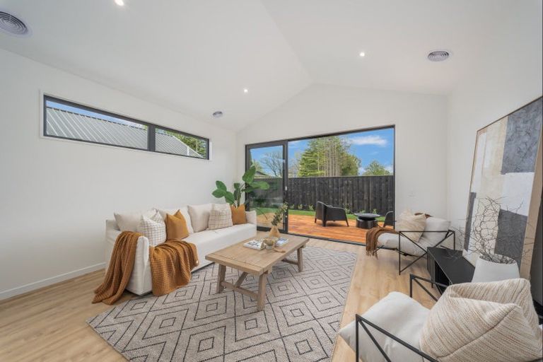 Photo of property in 62 Flaxmill Road, Harewood, 8051
