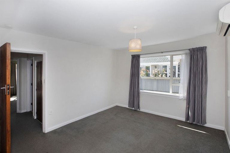 Photo of property in 264 Opawa Road, Hillsborough, Christchurch, 8022