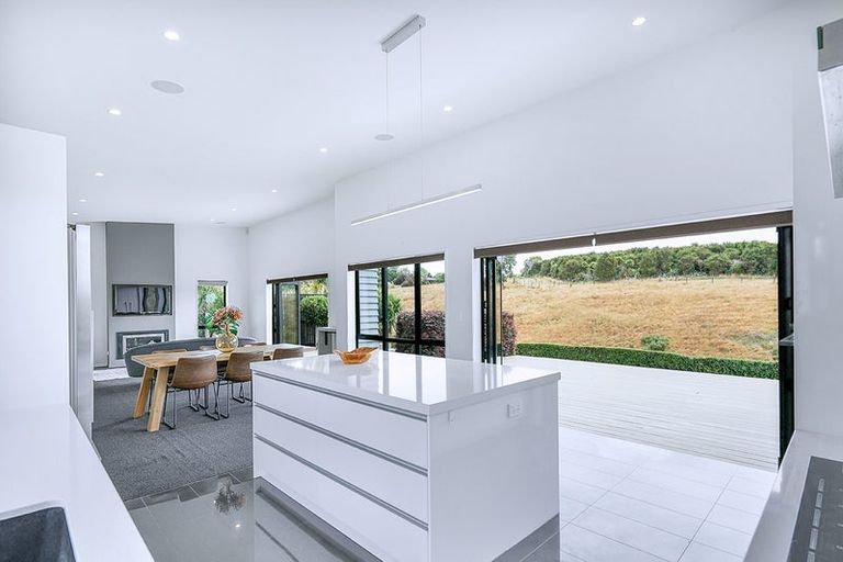 Photo of property in 224 Baverstock Road, Grandview Heights, Hamilton, 3200