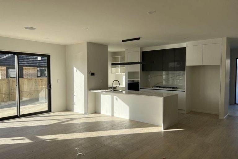 Photo of property in 12 Paul Way, Pokeno, 2402