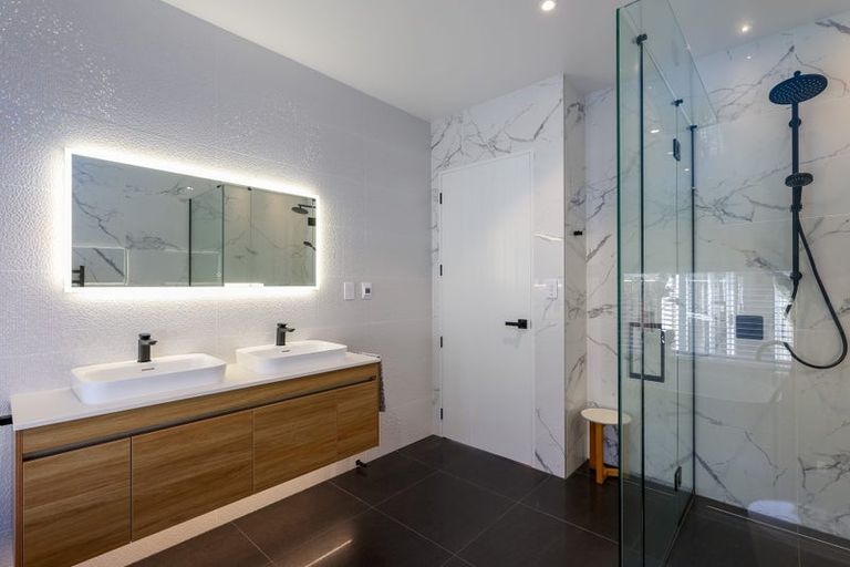 Photo of property in 46 Bisley Avenue, Moana, Nelson, 7011