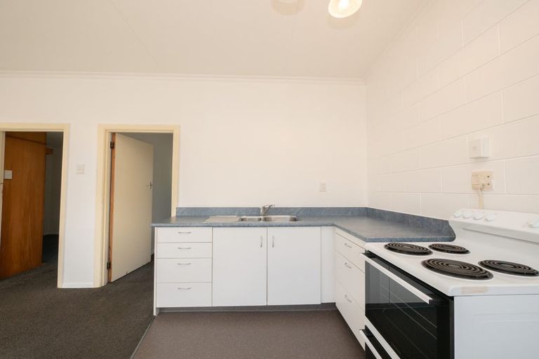 Photo of property in 28c Hargest Crescent, Saint Kilda, Dunedin, 9012