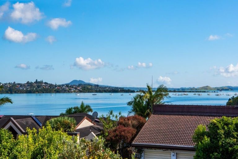 Photo of property in 114 Bramley Drive, Farm Cove, Auckland, 2012