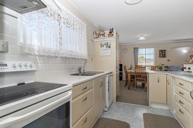 Photo of property in 220 Studholme Street, Morrinsville, 3300