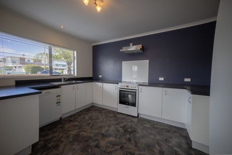 Photo of property in 1/253 Saint Aubyn Street, New Plymouth, 4310