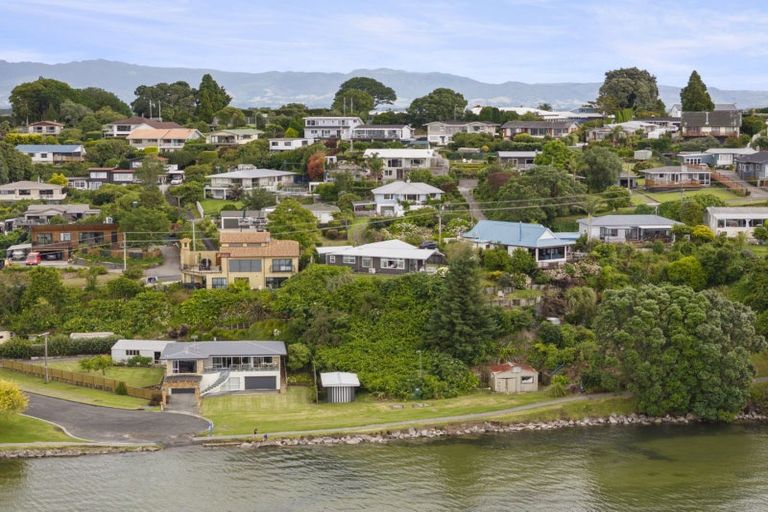 Photo of property in 91 Omokoroa Road, Omokoroa, 3114