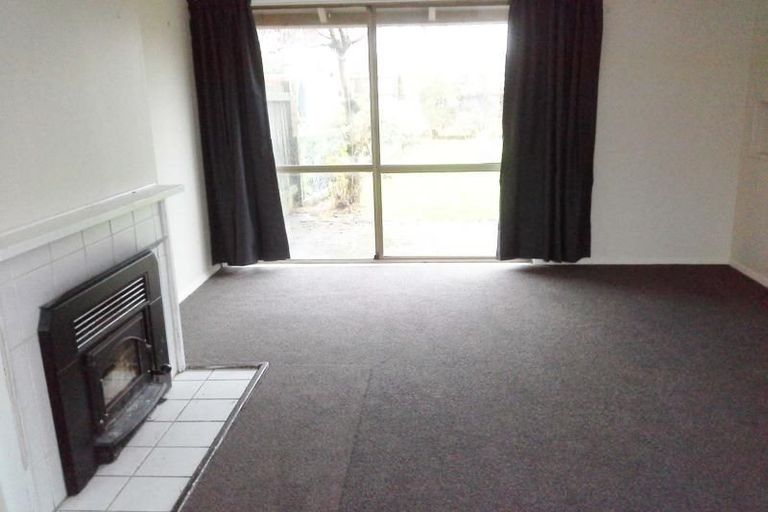 Photo of property in 6 Cook Street, Marfell, New Plymouth, 4310