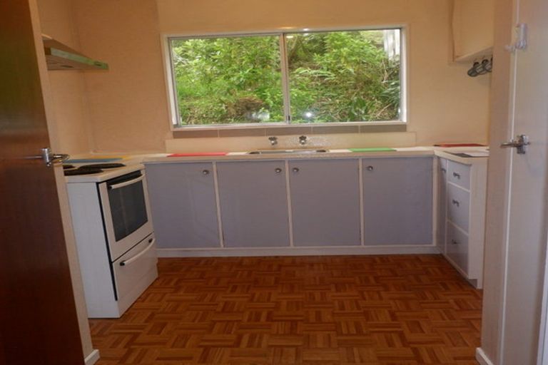 Photo of property in 12 Fairburn Grove, Johnsonville, Wellington, 6037