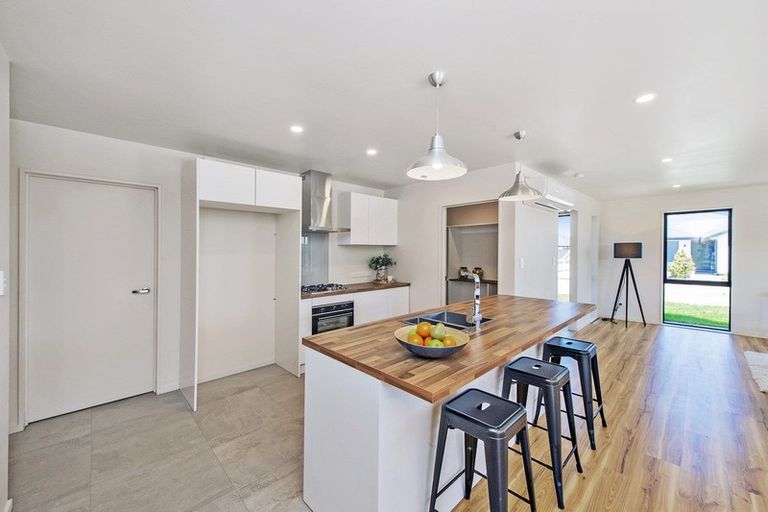 Photo of property in 6 Turin Avenue, Rolleston, 7615