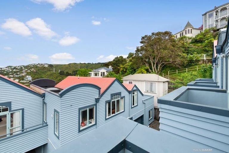 Photo of property in 12/93a Kelburn Parade, Kelburn, Wellington, 6012