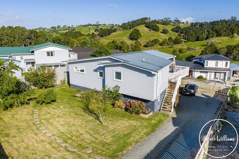 Photo of property in 5 Hebe Lane, Maungaturoto, 0520