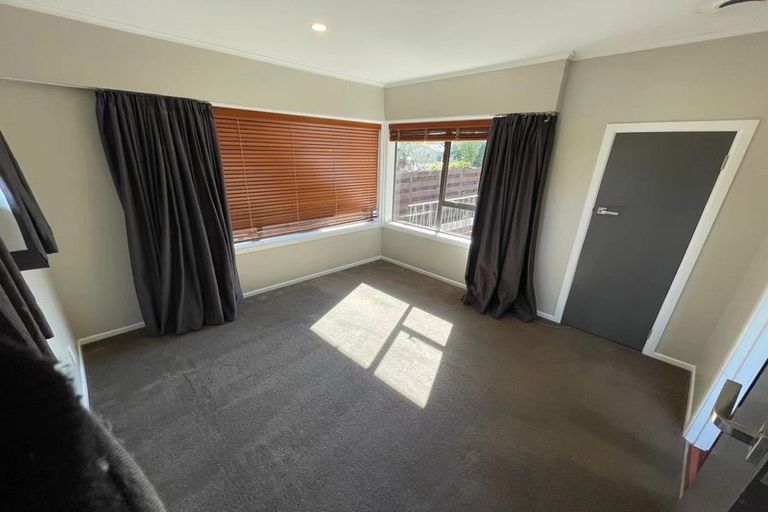 Photo of property in 8 Pegler Drive, Howick, Auckland, 2014