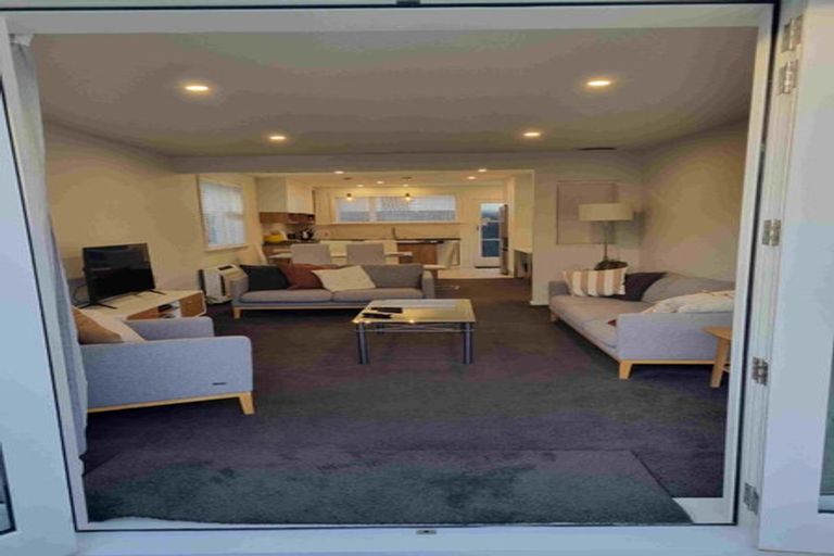 Photo of property in 50 Abberley Crescent, St Albans, Christchurch, 8014