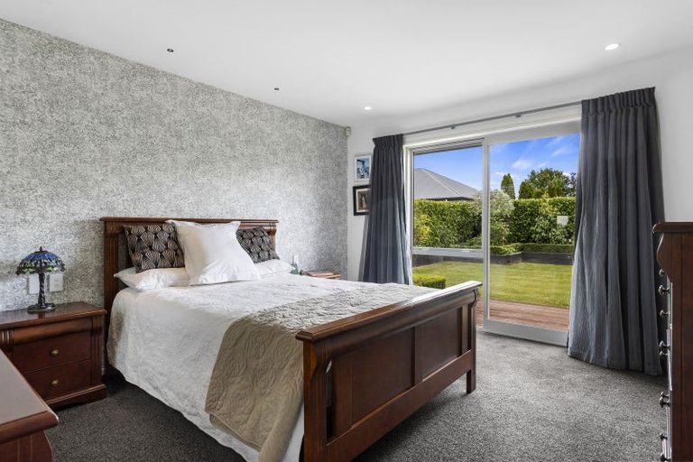 Photo of property in 8 Beech Drive, Rangiora, 7400